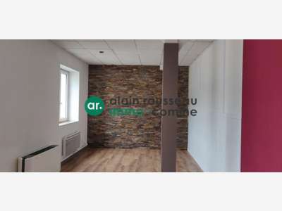 Bureaux 37m² R+2 à louer à Angers Doutre