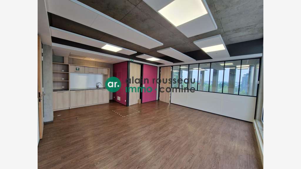 A louer bureaux 553m² à Angers Gare