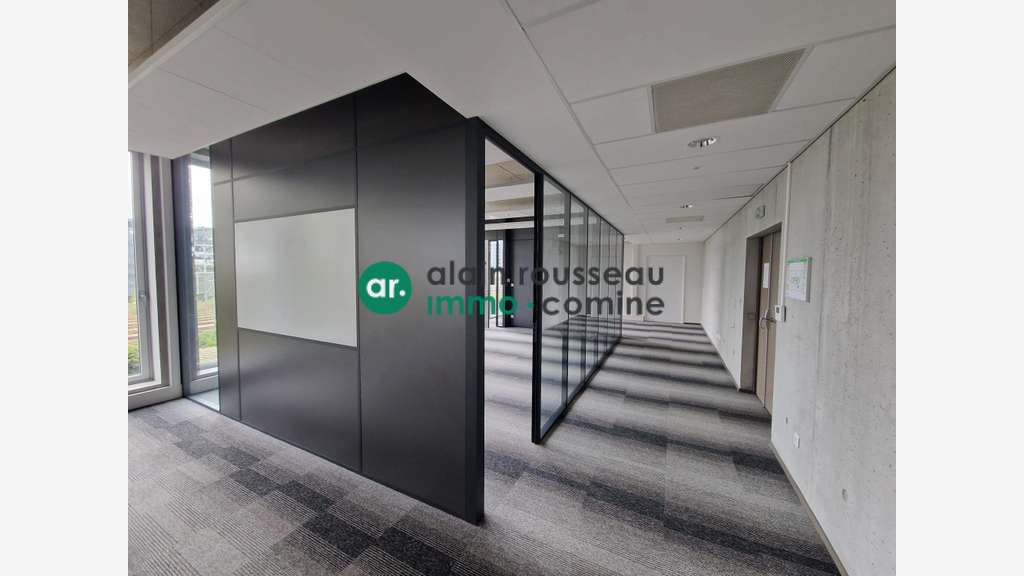 A louer bureaux 279m² proche Gare à  à Angers