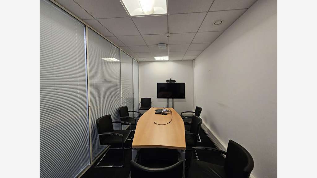 Plateau de bureaux 683m² à louer Angers St Serge