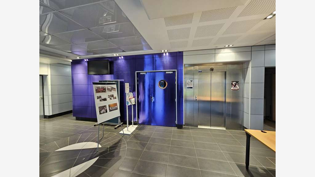 Plateau de bureaux 920m² à louer à Angers St Serge