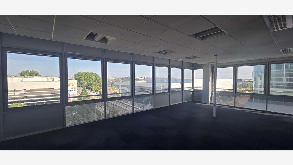 Immeuble de bureaux à louer Angers Saint Serge