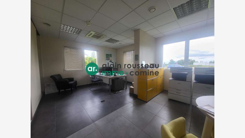 Loue immeuble de bureaux indépendant 320m² Angers