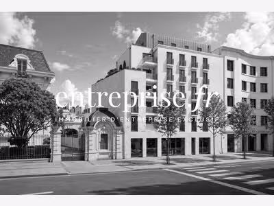 Loue plateau de bureaux 271m² au 1er étage Angers