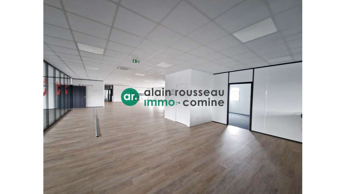 Bureaux 600m² R+1 à louer à Angers  Beaucouzé 