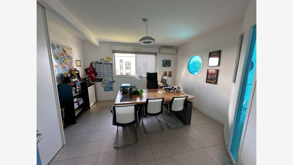 A louer bureaux 360m² à Beaucouzé Ouest Angers