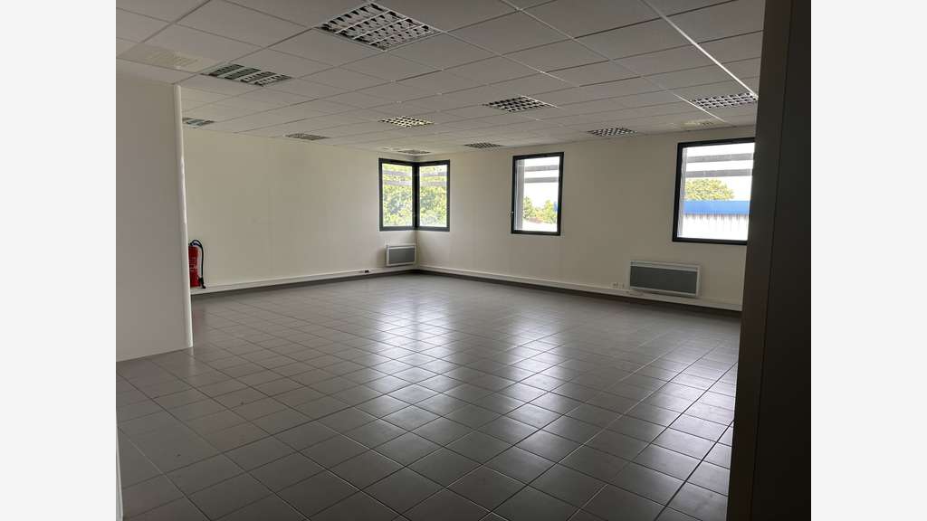 A louer bureaux 53m² Angers 1ère couronne Ouest