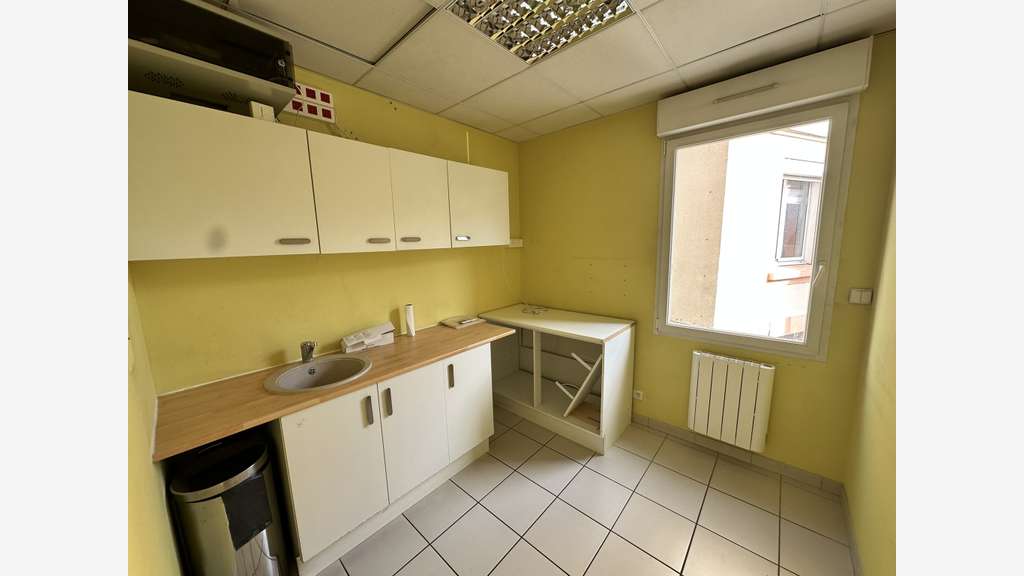 Bureaux 89m² RDC à louer à Angers Patton