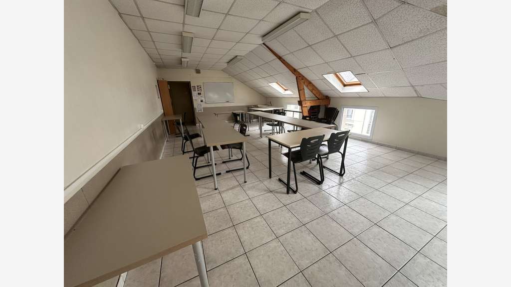 A louer bureaux 175m² R+3 à Angers St-Serge