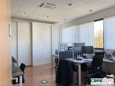 Location bureaux 580m² à Anglet zone de Maignon