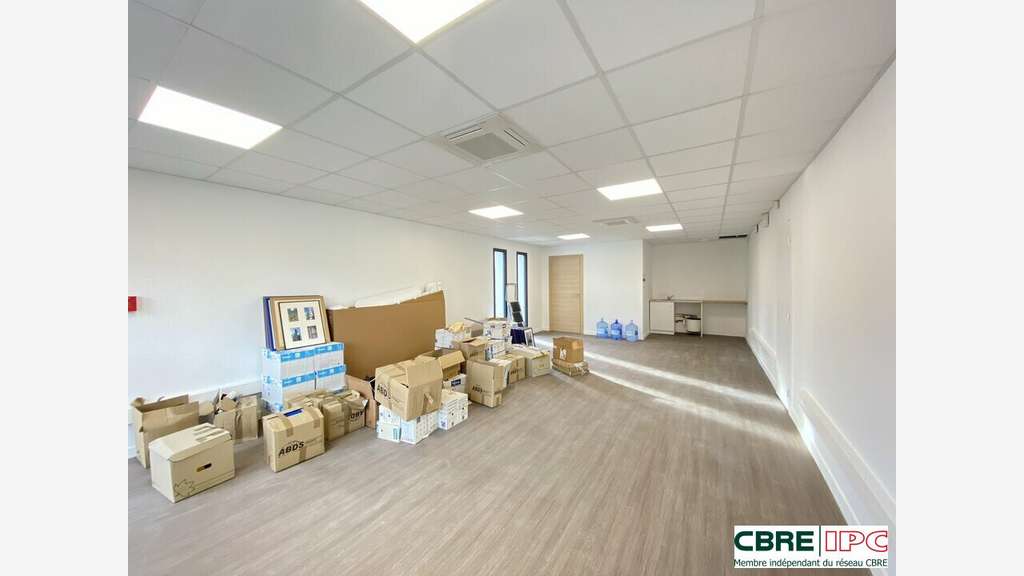 Location bureaux 49m² R+2 ZA de Maignon à Anglet