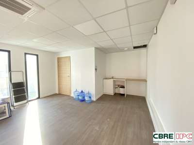 Location bureaux 49m² R+2 ZA de Maignon à Anglet