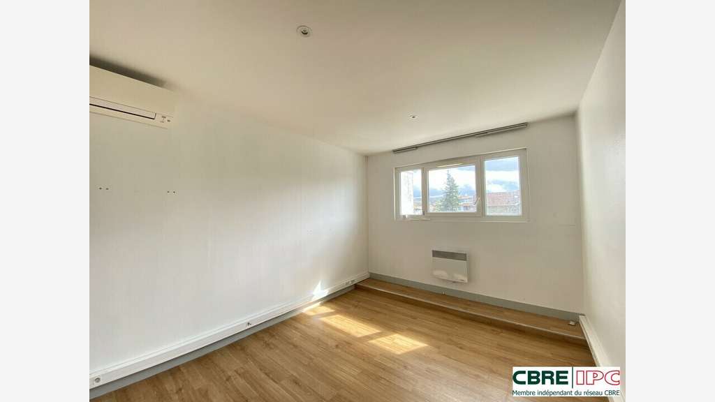 Location bureaux 130m² R+1 secteur Mairie d'Anglet