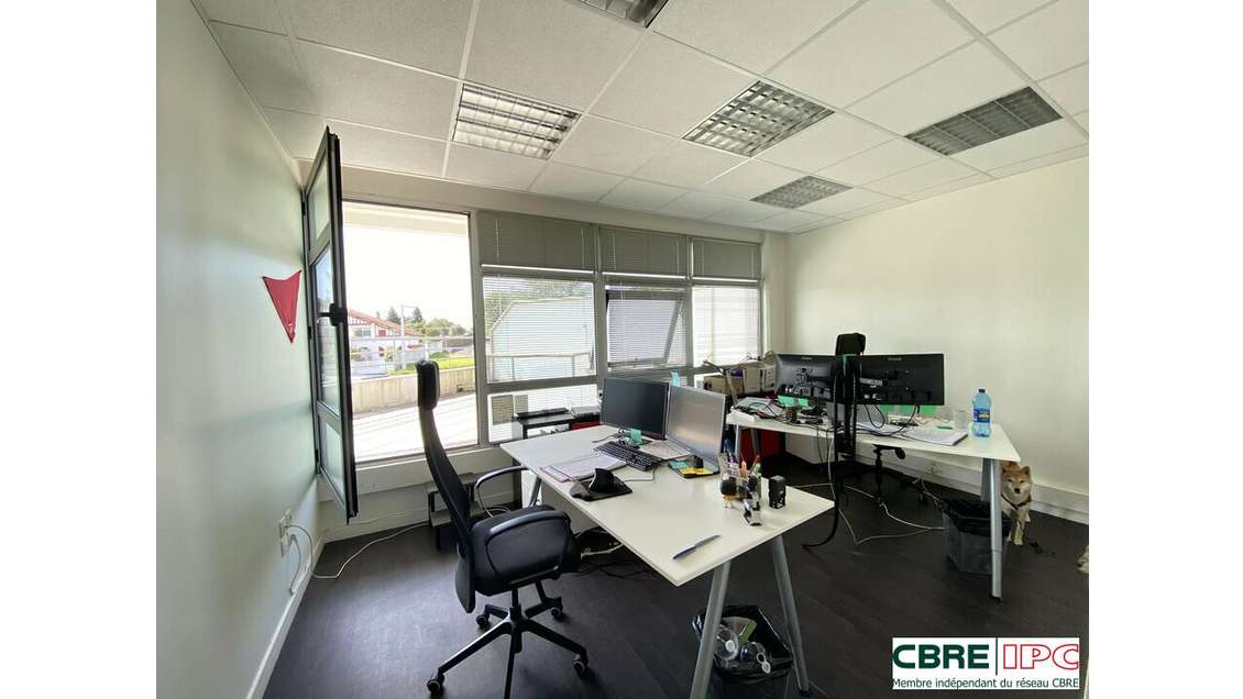 A louer bureaux 58m² R+1 à Anglet proche 5 Cantons