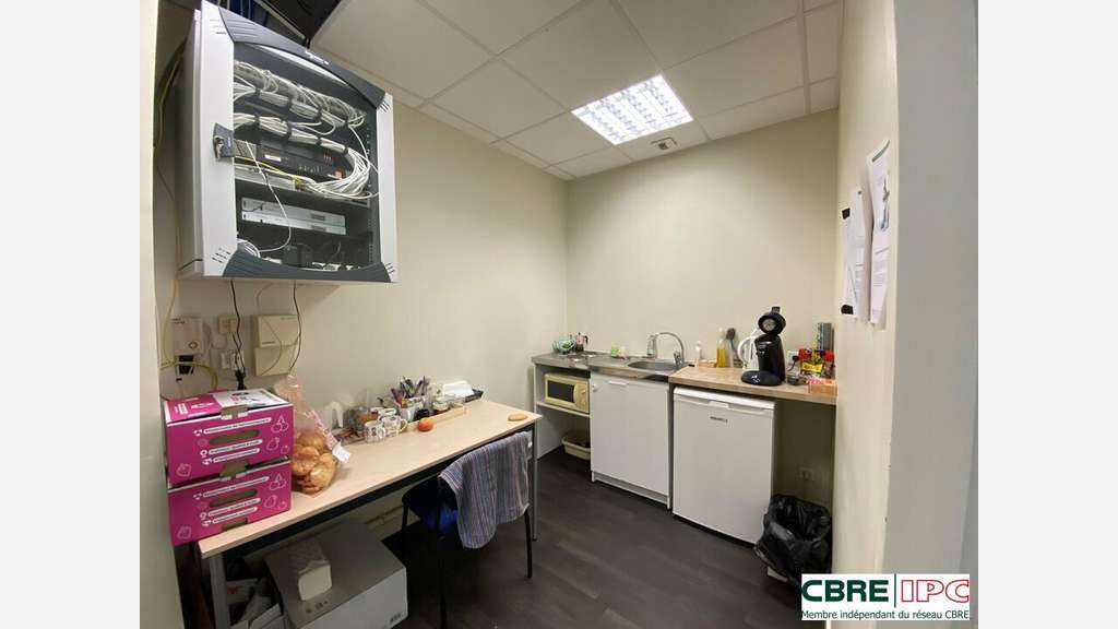 A louer bureaux 176m² à Anglet proche 5 Cantons