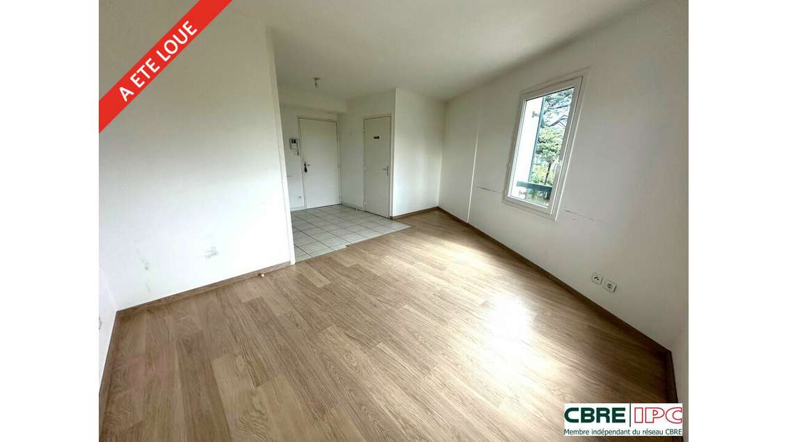 A louer bureau 53m² R+2 place des 5 Cantons Anglet