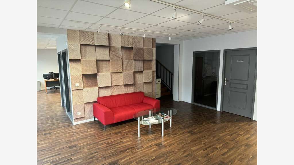 Bureaux 280m² à louer à Anglet