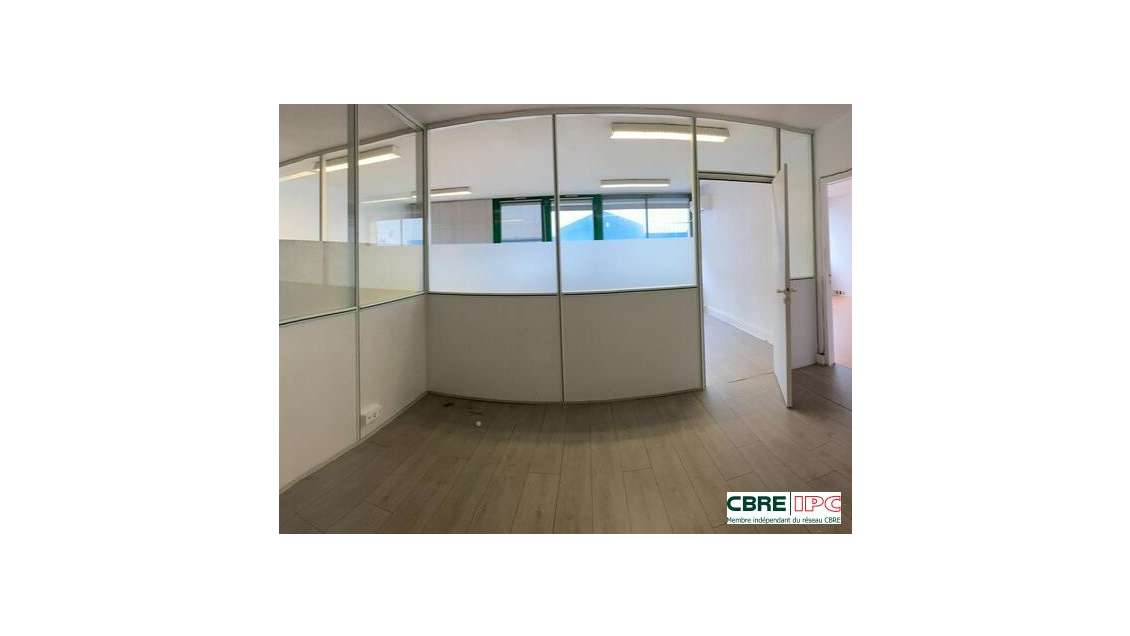 Location bureaux 80m² Jorlis Anglet, accès aisé