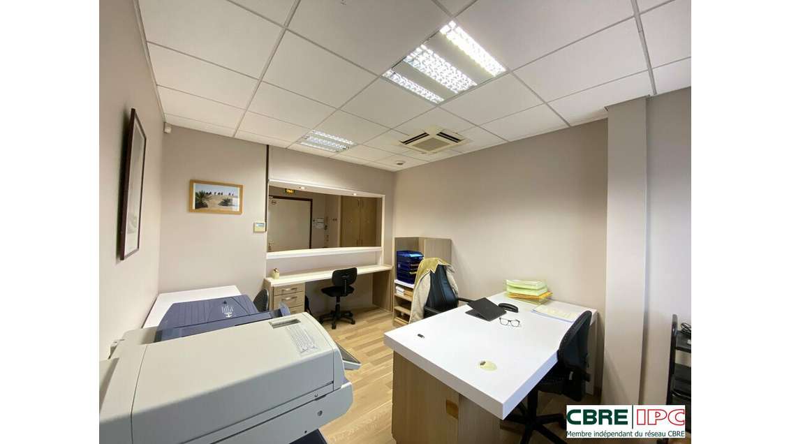 Location bureaux 40m² R+1 à Anglet