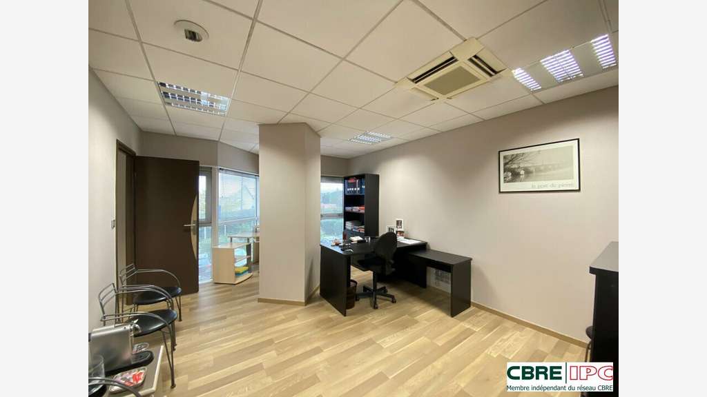 Location bureaux 40m² R+1 à Anglet