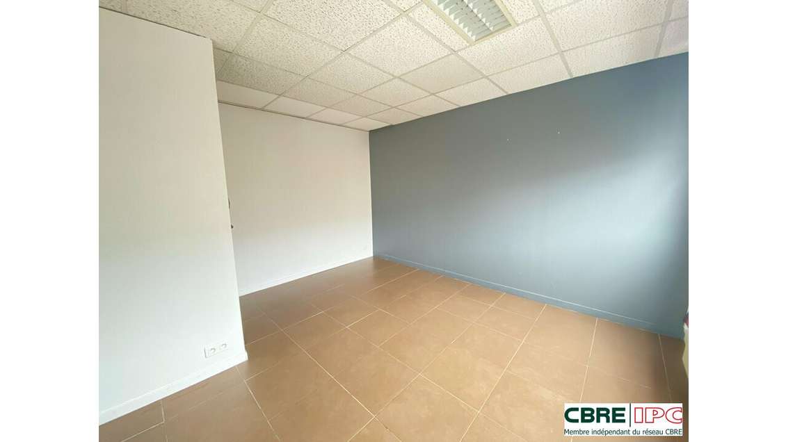 A louer bureau de 12m² à Anglet près aéroport