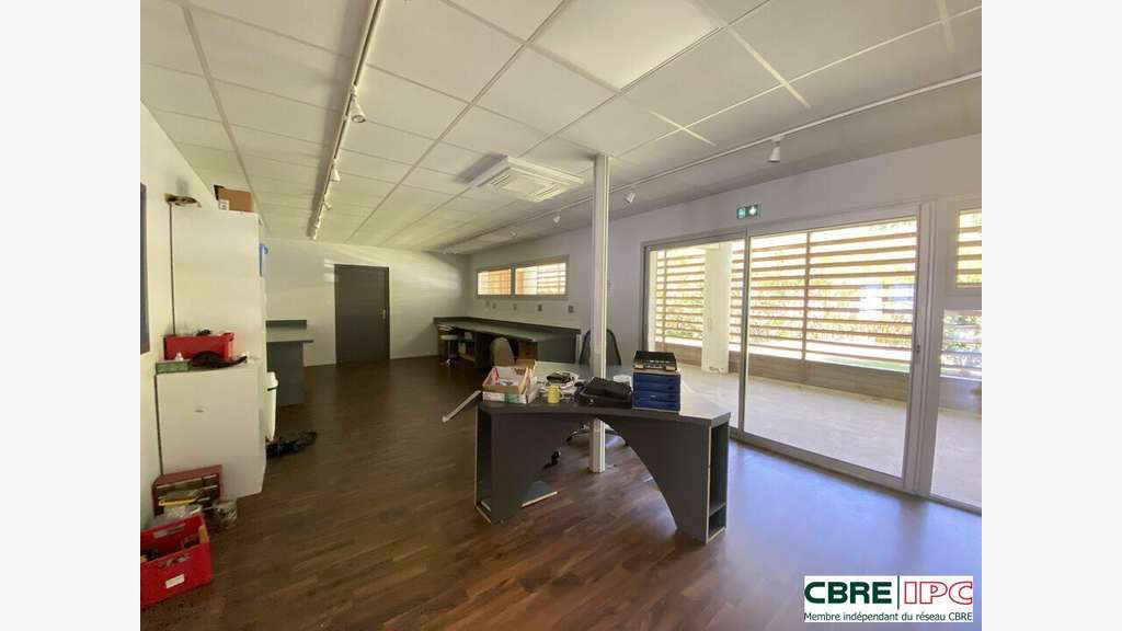 Location bureaux  280m² RDC à Anglet