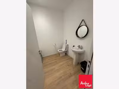 A louer open-space 129m² clim R+1 à Anglet 
