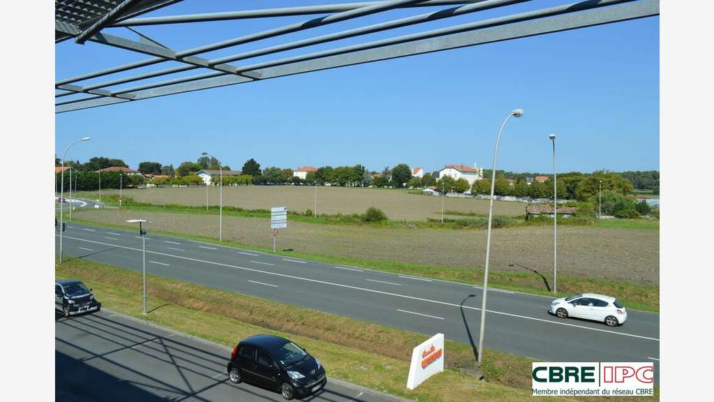 Loue bureaux 49m² au 1er étage à Anglet 5 Cantons