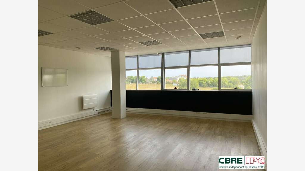 Loue bureaux 49m² au 1er étage à Anglet 5 Cantons