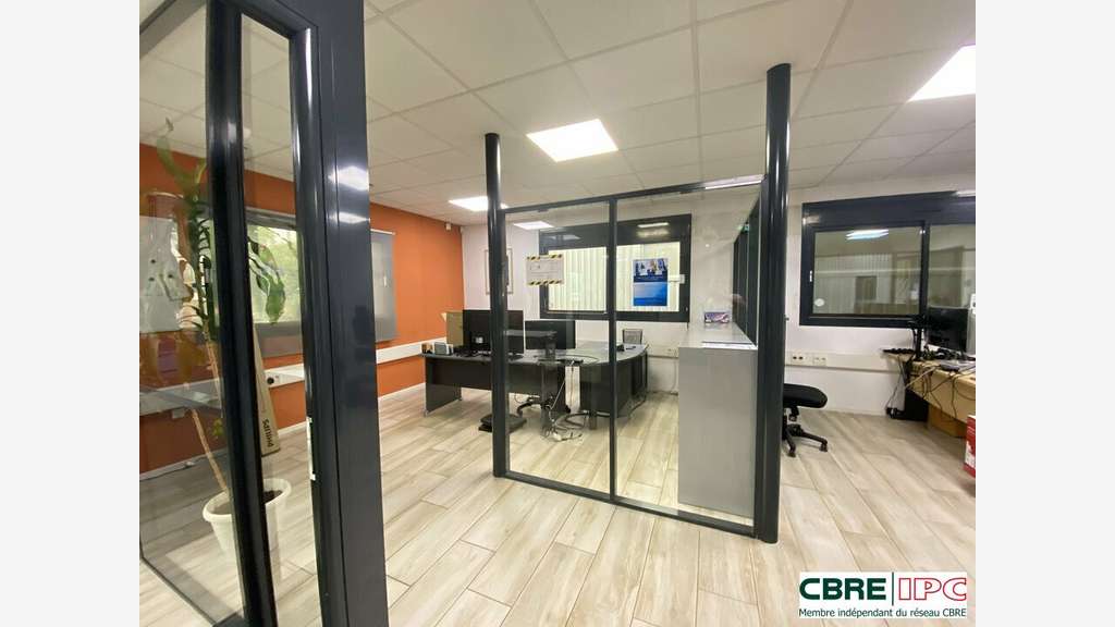 Location bureaux de 206m² à Anglet Maignon