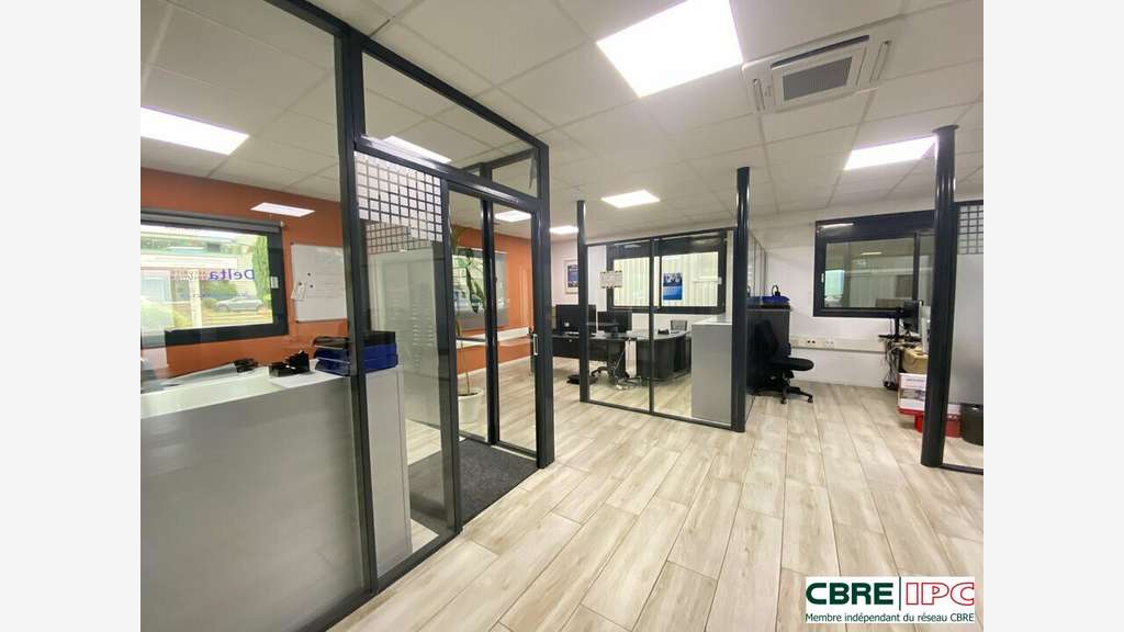 Location bureaux de 206m² à Anglet Maignon