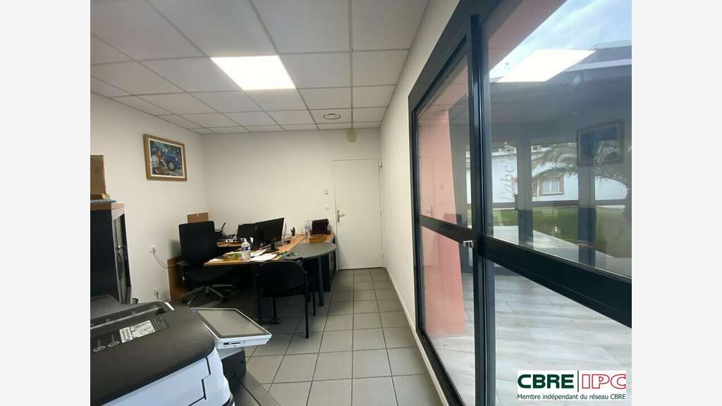 Location bureau de 24m² en RDC à Anglet Maignon
