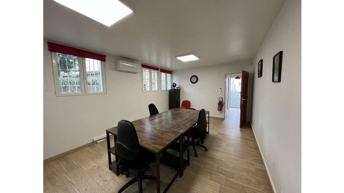 Bureaux 40m² à louer à Angoulême  Victor-Hugo