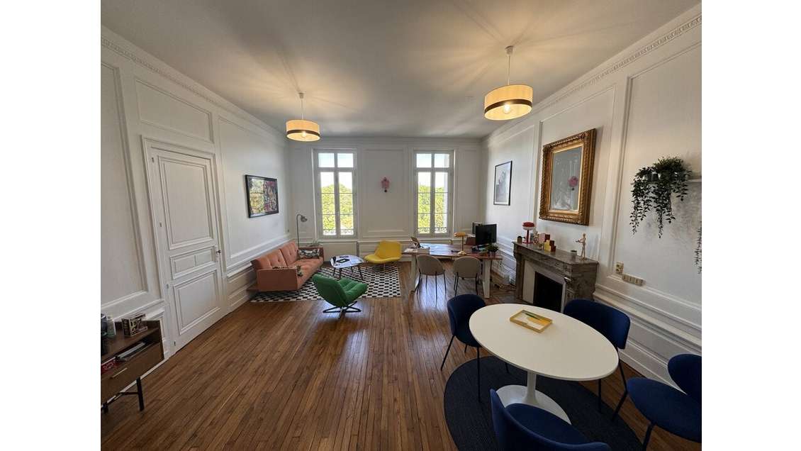 A louer bureaux de 500m² au centre d'Angoulème