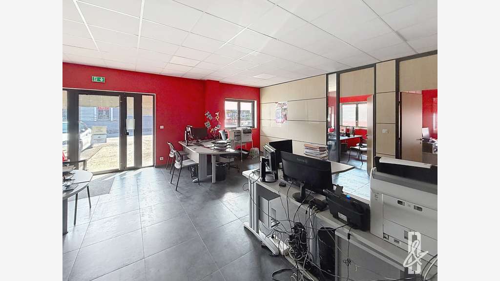 A LOUER 120 M² DE BUREAUX RUE DE BORDEAUX