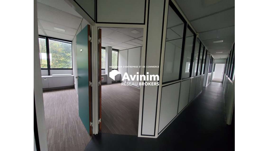Plateau de bureaux à louer proche centre Annecy