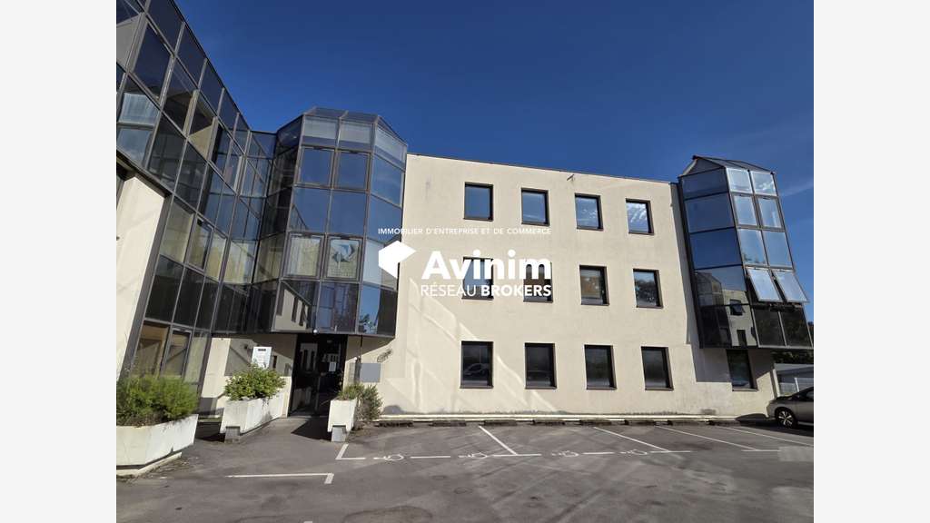 Bureaux de qualité R+2 à louer à Annecy Seynod
