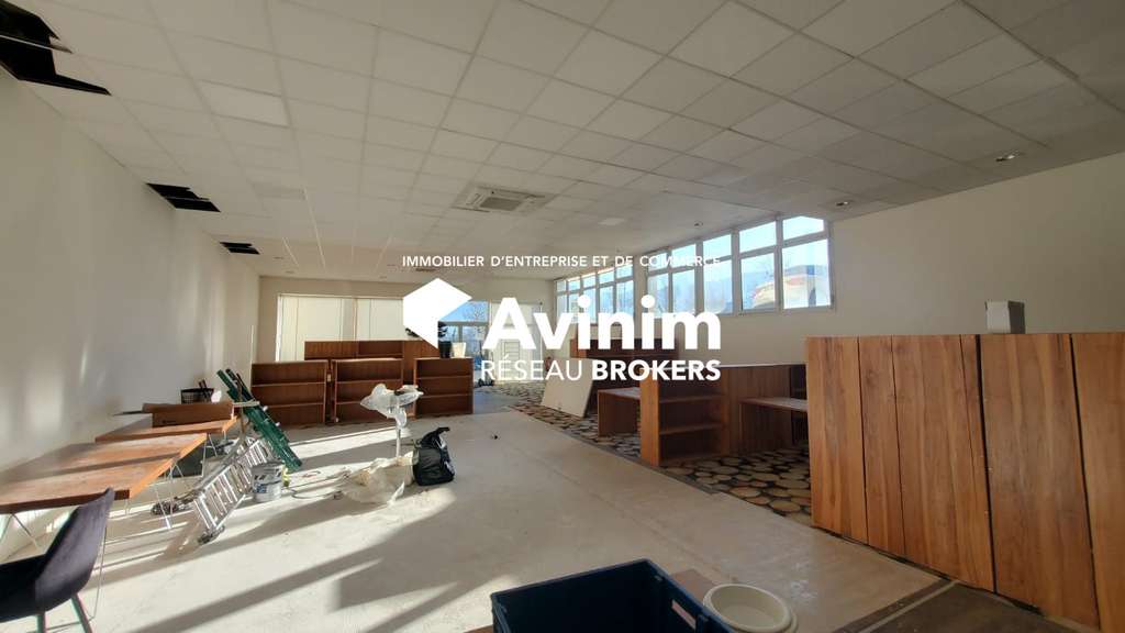 A vendre ou à louer - local d'activité 278m² - Se