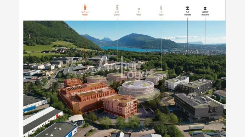 Bureau 214m² R+1 à louer à Annecy 