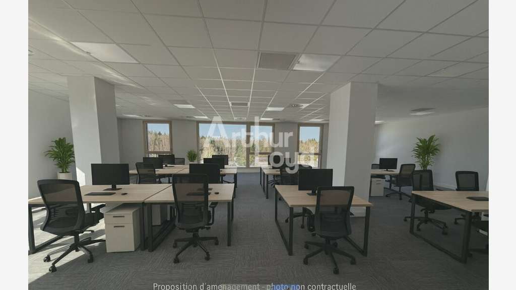 Bureau 214m² R+1 à louer à Annecy 