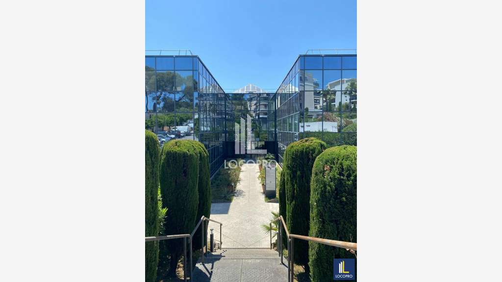 A louer ensemble de bureaux Sophia-Antipolis