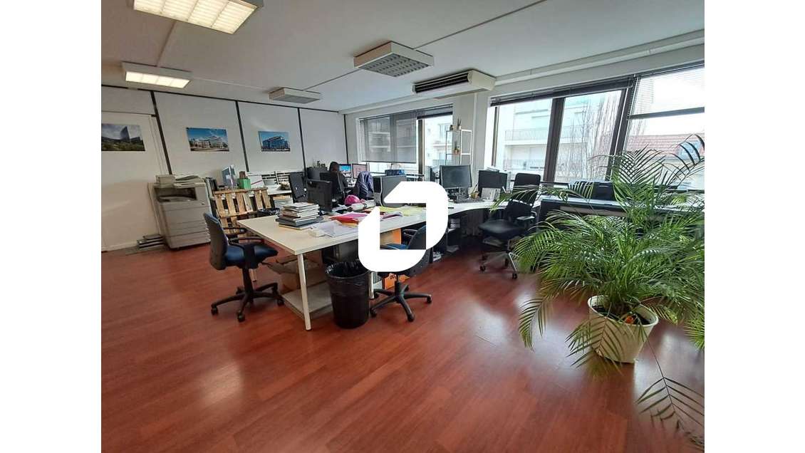A louer Bureaux 149m² Antony
