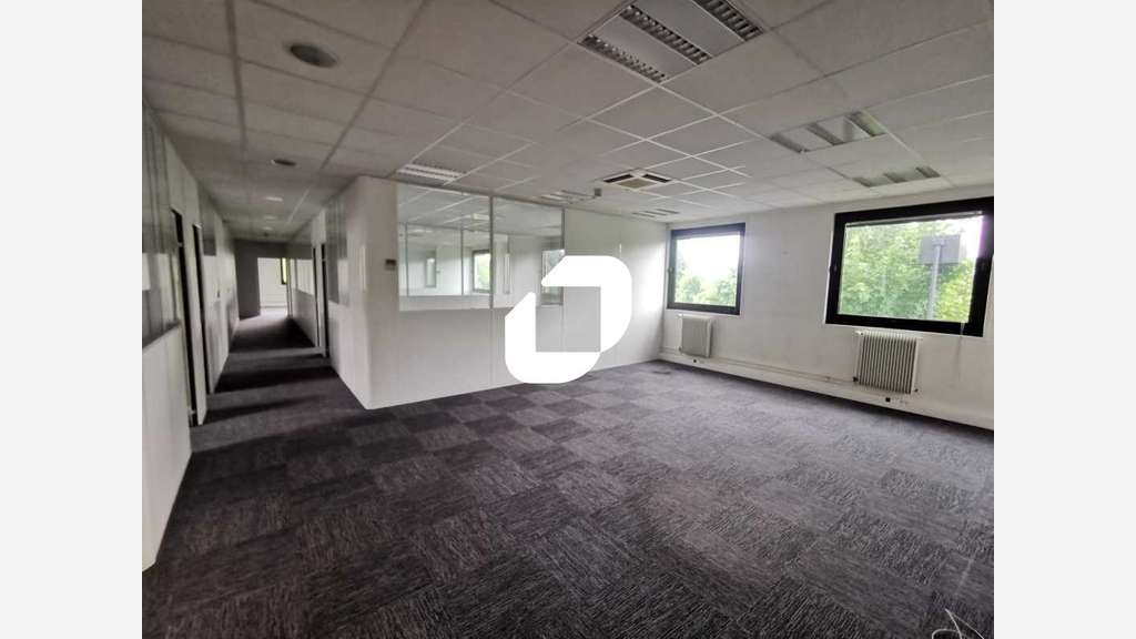 A louer Bureaux 1148m² Antony