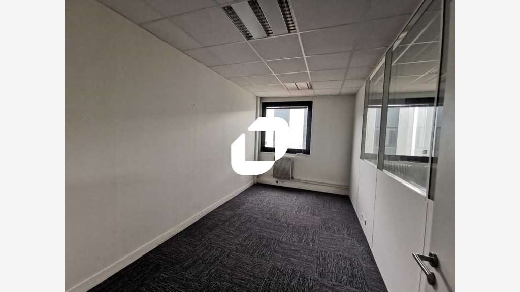 A louer Bureaux 1148m² Antony