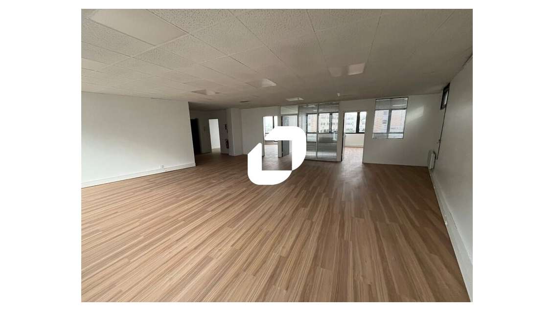 A louer Bureaux 1240m² Arcueil