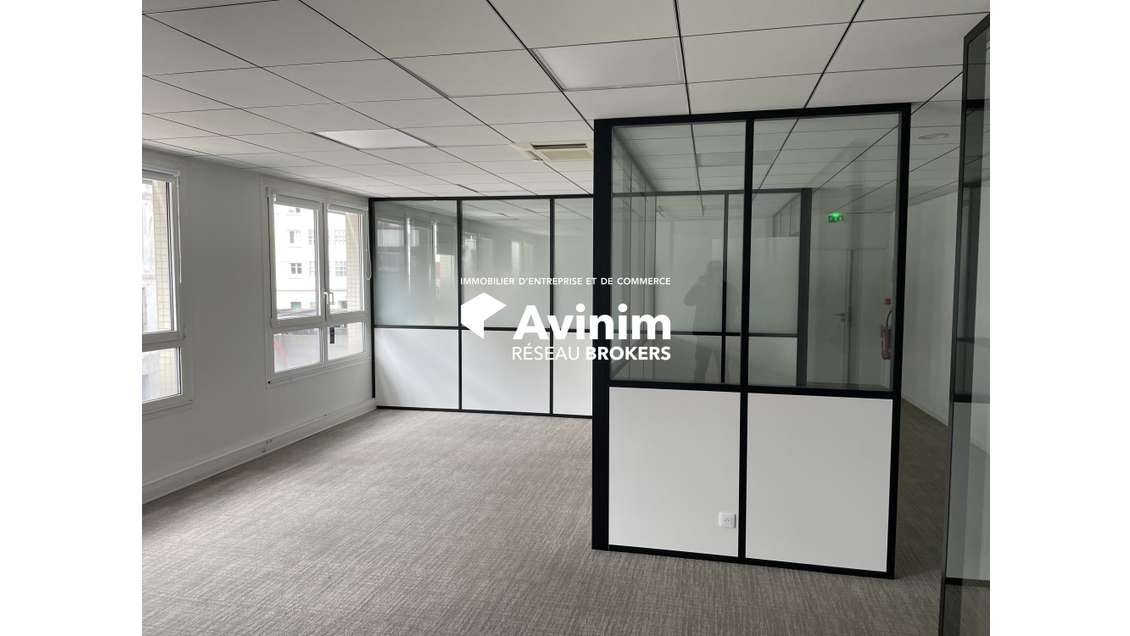 A louer plateau de bureaux 213m² R+1 à Arcueil