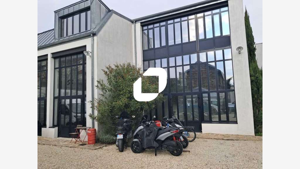 A louer Bureaux 67m² Arcueil