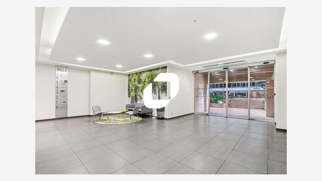 A louer Bureaux 247m² Arcueil