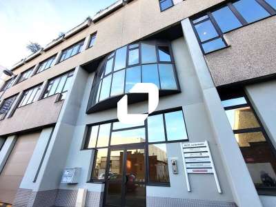 A louer Bureaux 151m² Arcueil