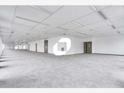 A louer Bureaux 5750m² Arcueil